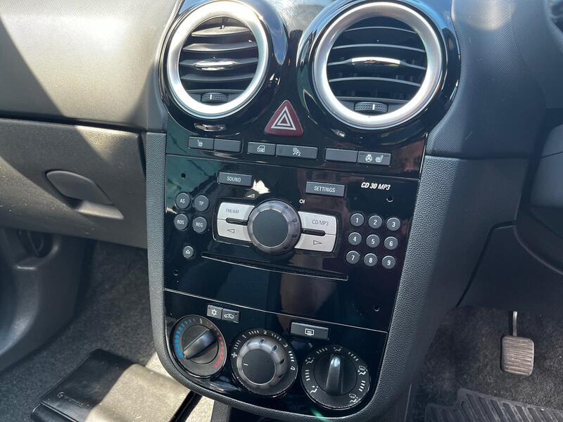 VAUXHALL CORSA