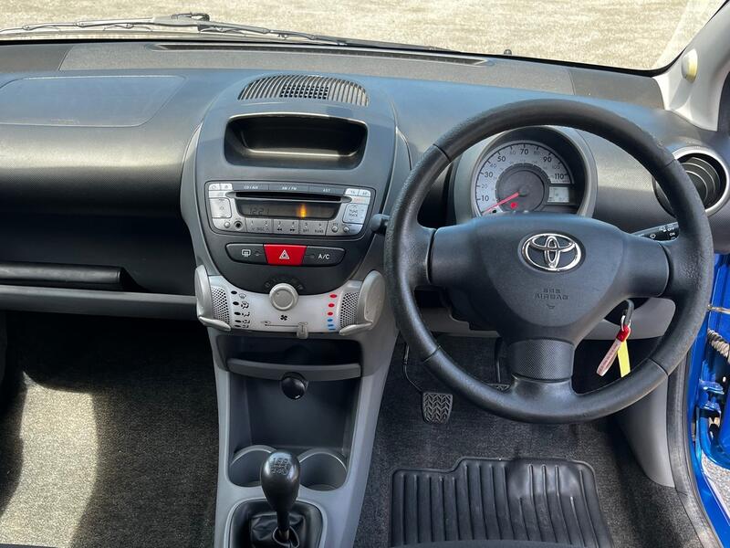 TOYOTA AYGO
