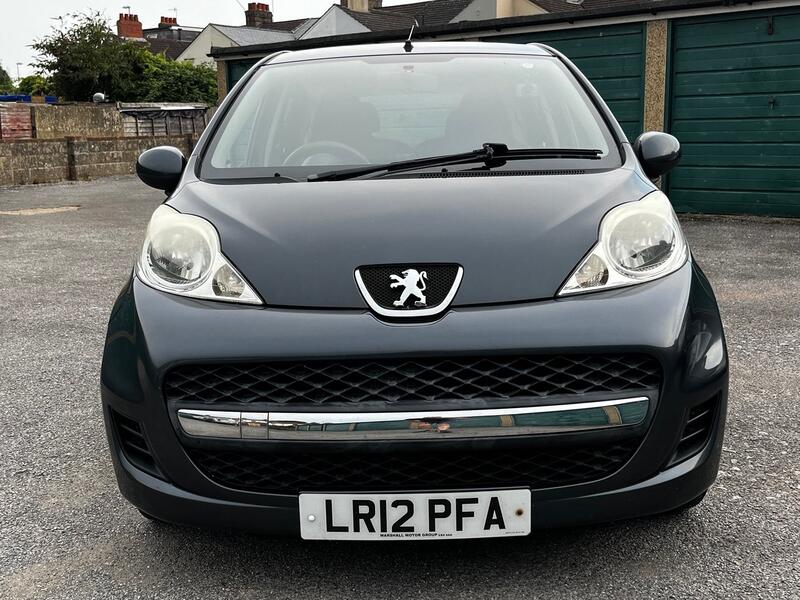 PEUGEOT 107