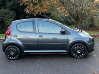 PEUGEOT 107