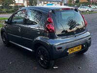 PEUGEOT 107