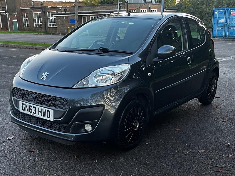 PEUGEOT 107