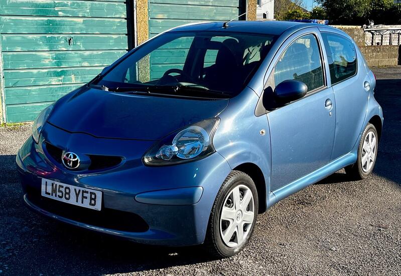 TOYOTA AYGO