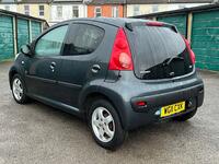 PEUGEOT 107
