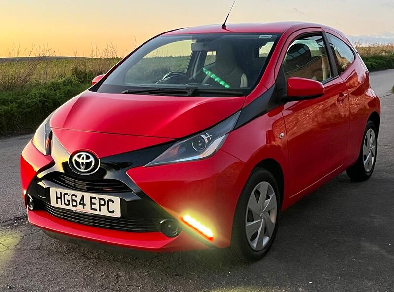 TOYOTA AYGO