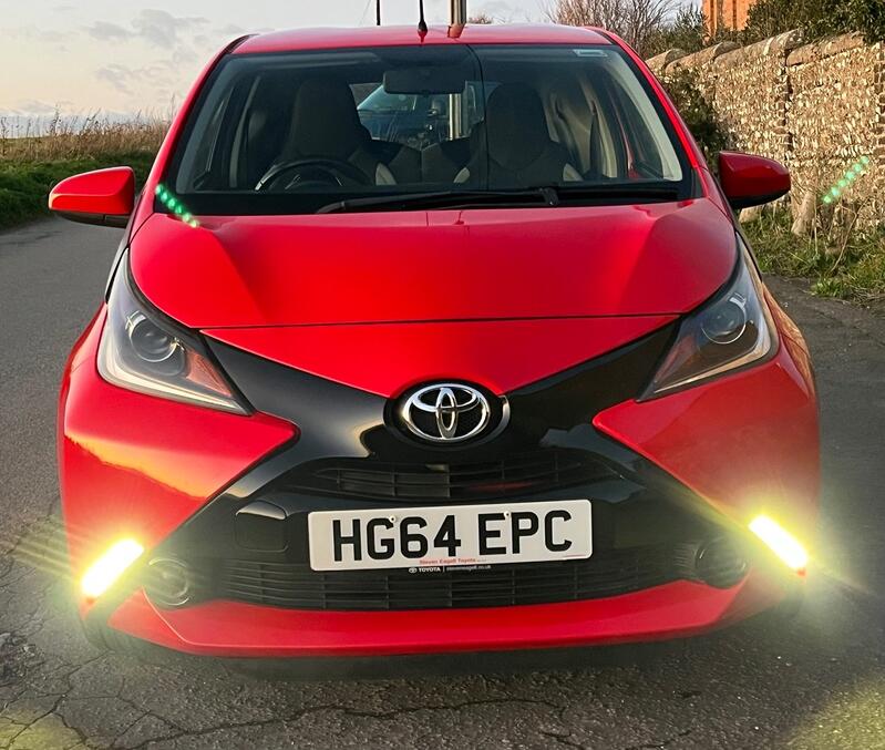 TOYOTA AYGO