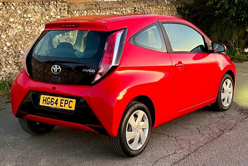 TOYOTA AYGO