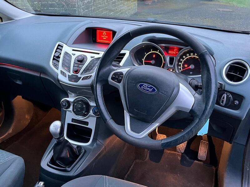 FORD FIESTA