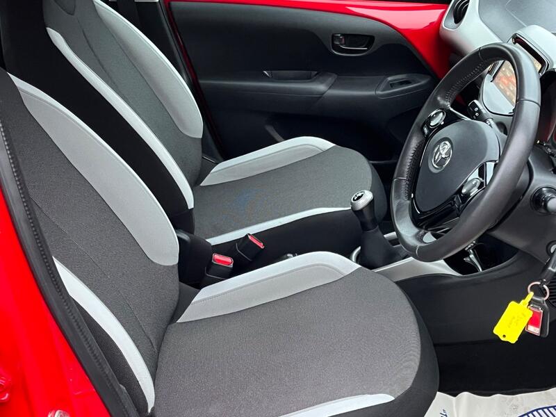 TOYOTA AYGO