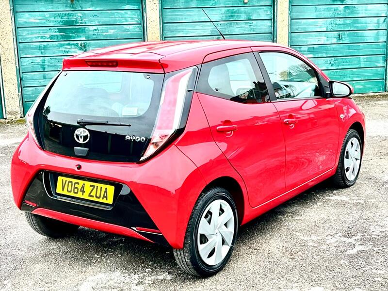 TOYOTA AYGO