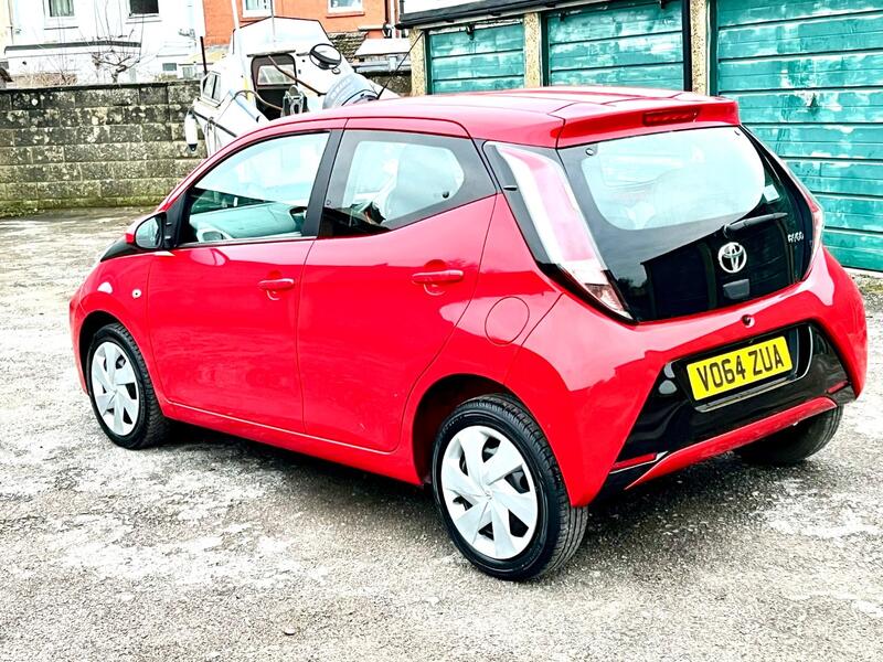 TOYOTA AYGO